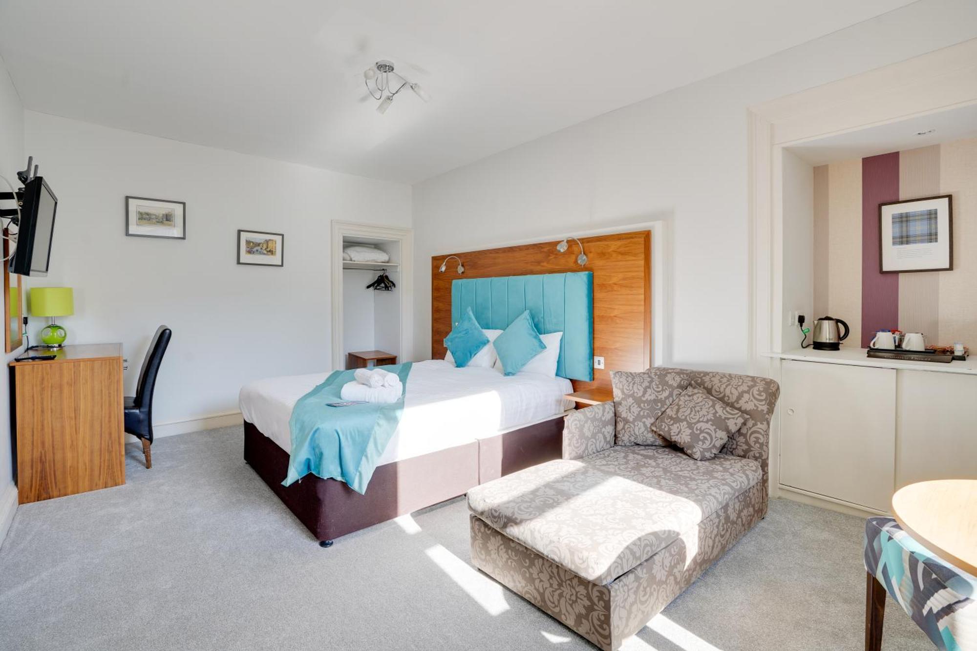 The County Hotel - Self Check-In, Ultra Fast Wi-Fi, Free Parking, Central Location Selkirk Exterior foto